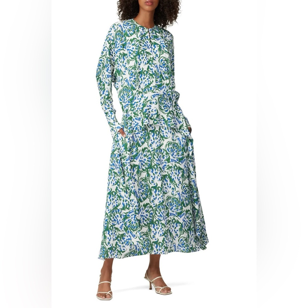 Victoria Beckham Elegant Drop Waist Long Sleeve Dress Size 0
